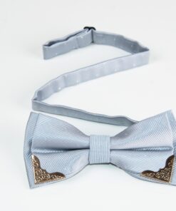 peteliškė balta auksiniais krašteliais